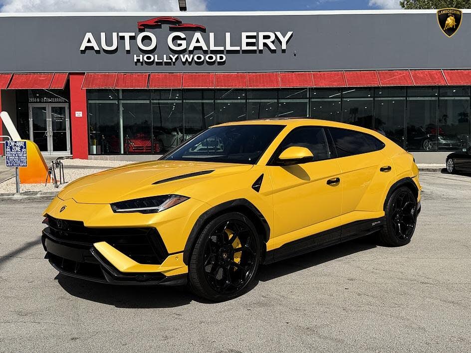 2024 Lamborghini Urus Performante AWD