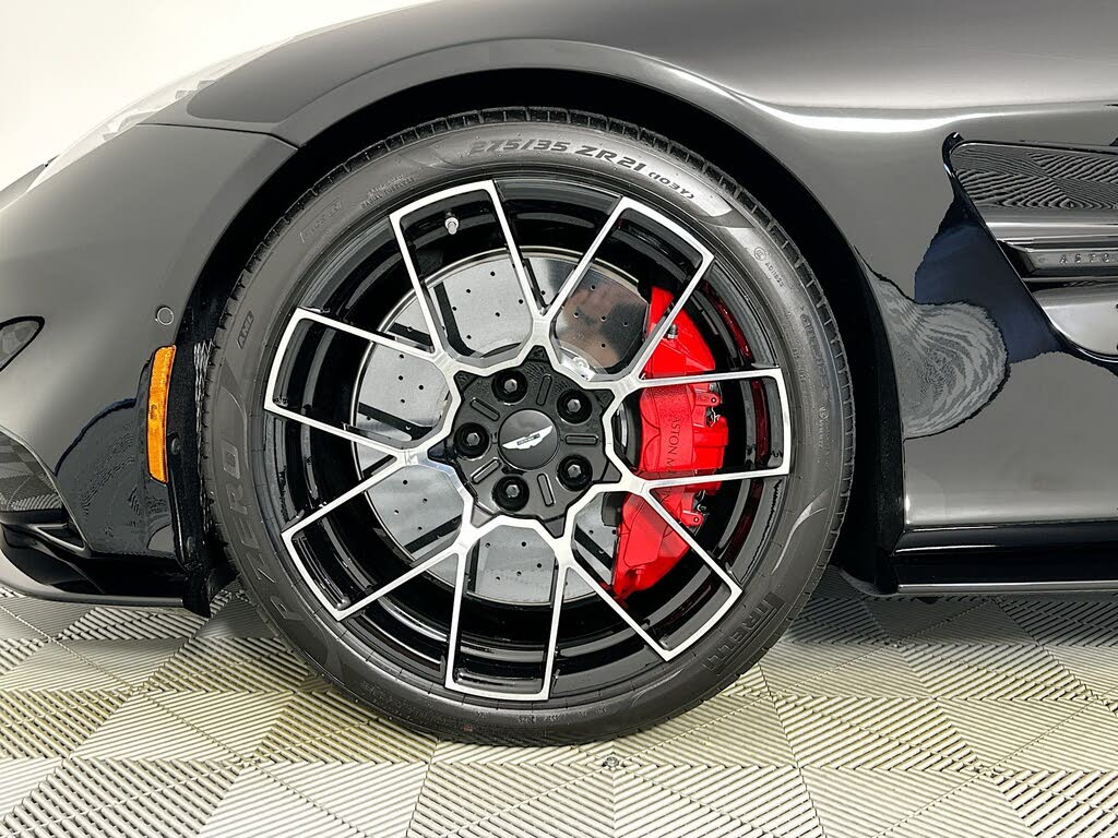 2026 Aston Martin Vanquish Coupe RWD photo 9