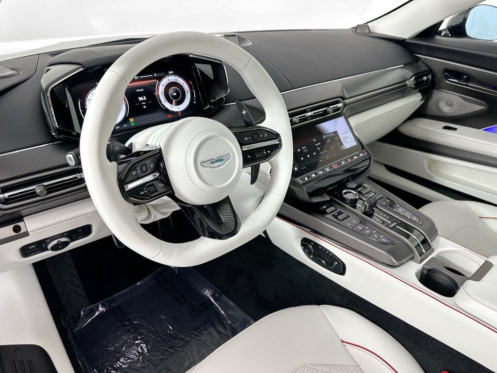 2026 Aston Martin Vanquish Coupe RWD photo 10