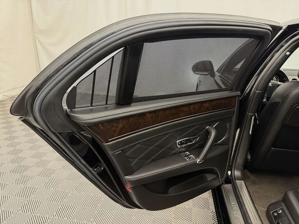 2015 Bentley Flying Spur V8 AWD photo 21