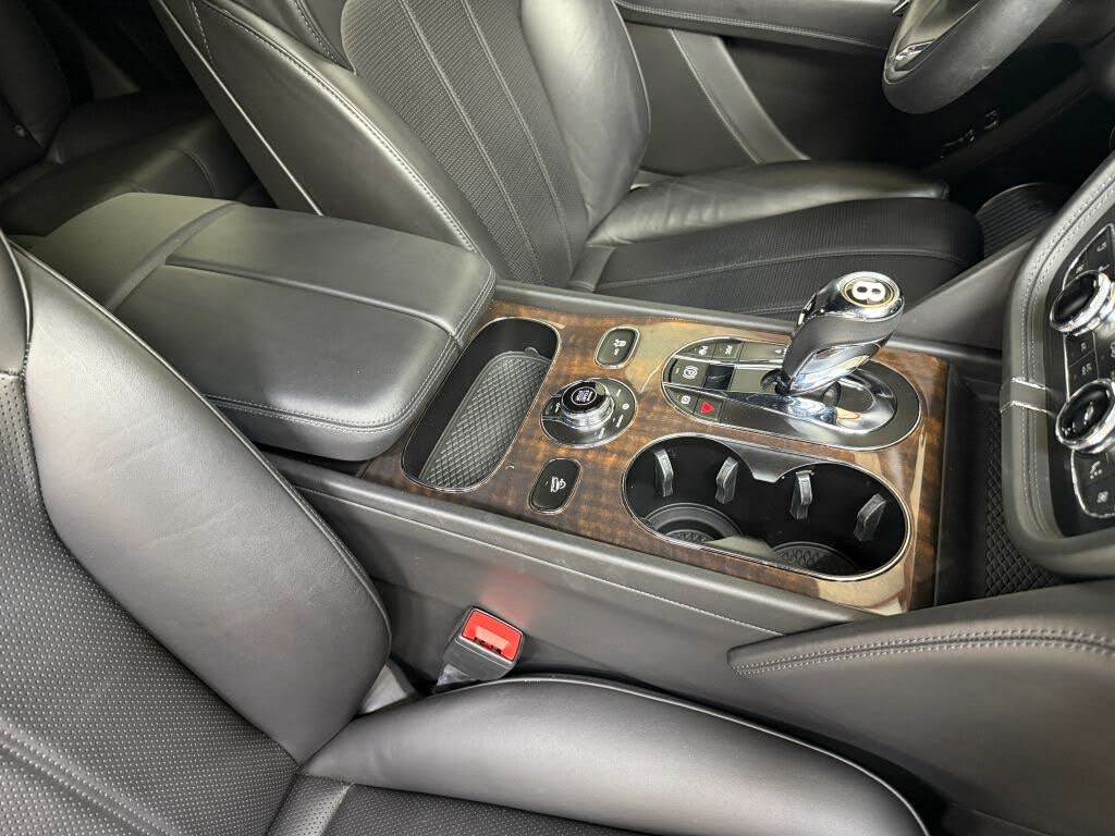 2020 Bentley Bentayga V8 AWD photo 23
