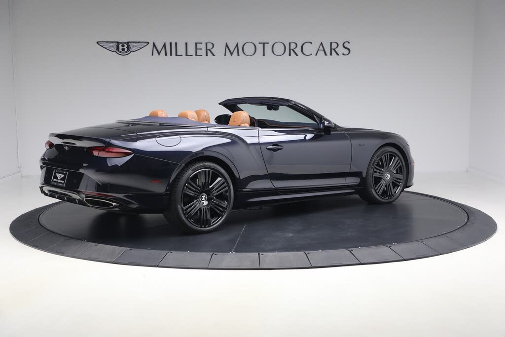 2026 Bentley Continental GTC Azure AWD photo 8