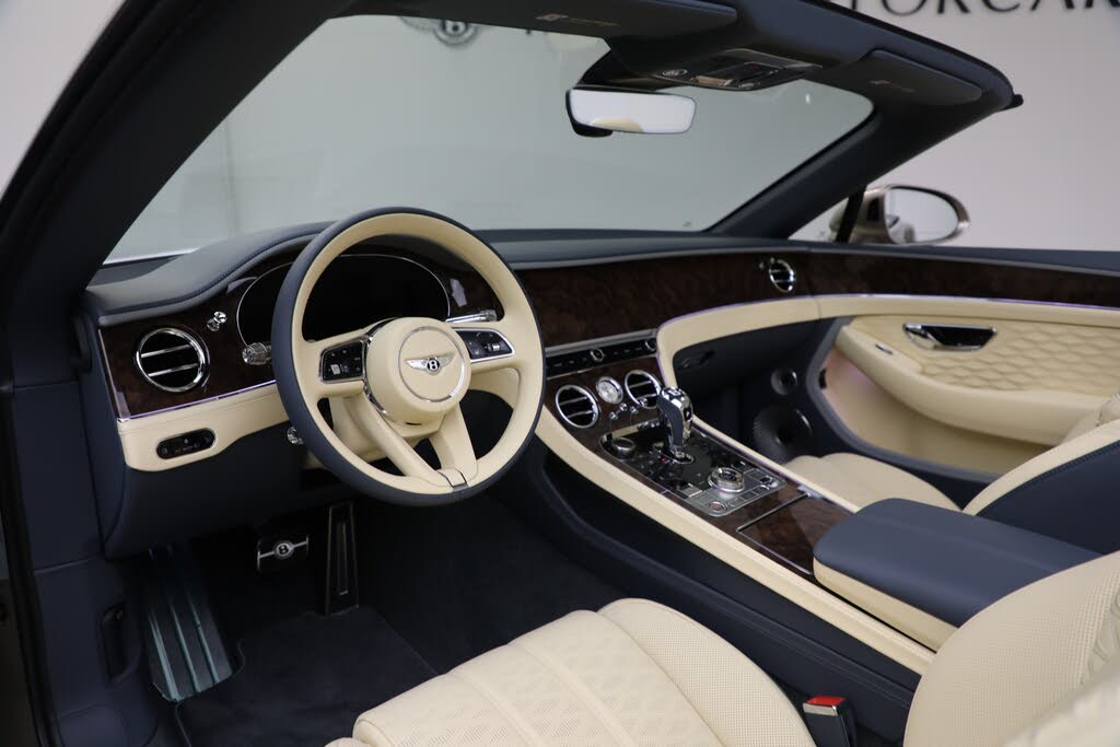 2026 Bentley Continental GTC Mulliner AWD photo 22