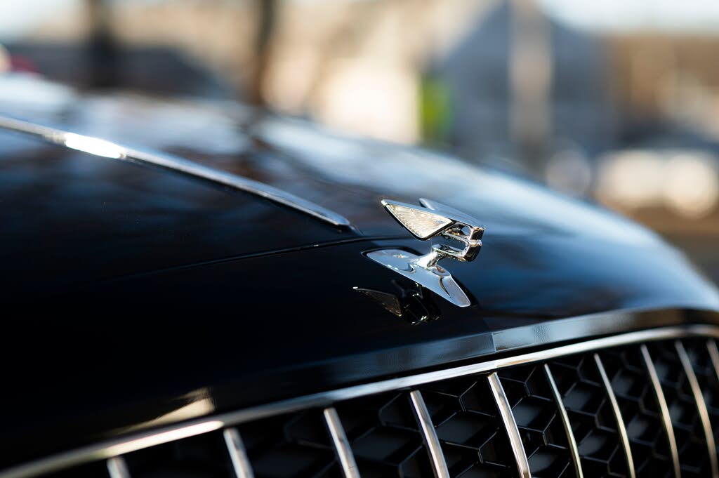 2026 Bentley Flying Spur Azure AWD photo 15