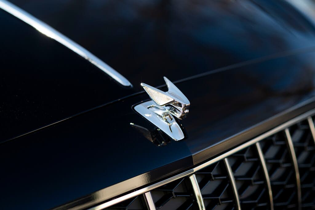 2026 Bentley Flying Spur Azure AWD photo 16