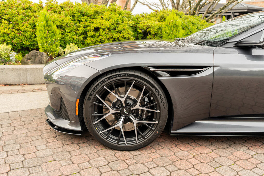 2026 Aston Martin DB12 V8 RWD photo 4