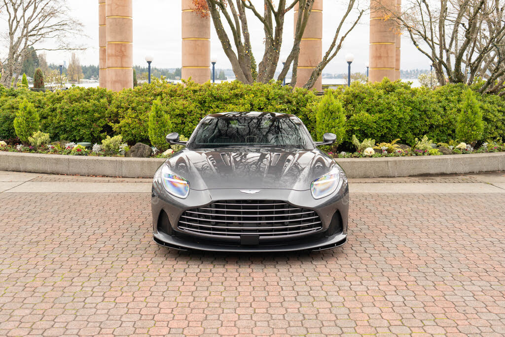 2026 Aston Martin DB12 V8 RWD photo 7