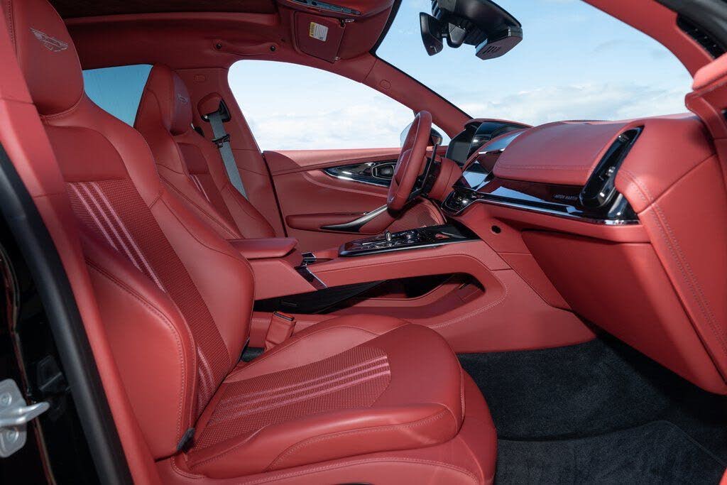 2026 Aston Martin DBX 707 AWD photo 15