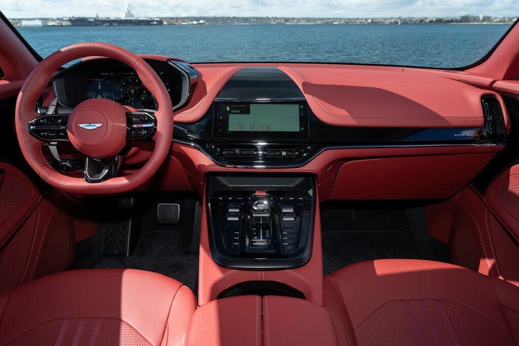2026 Aston Martin DBX 707 AWD photo 19