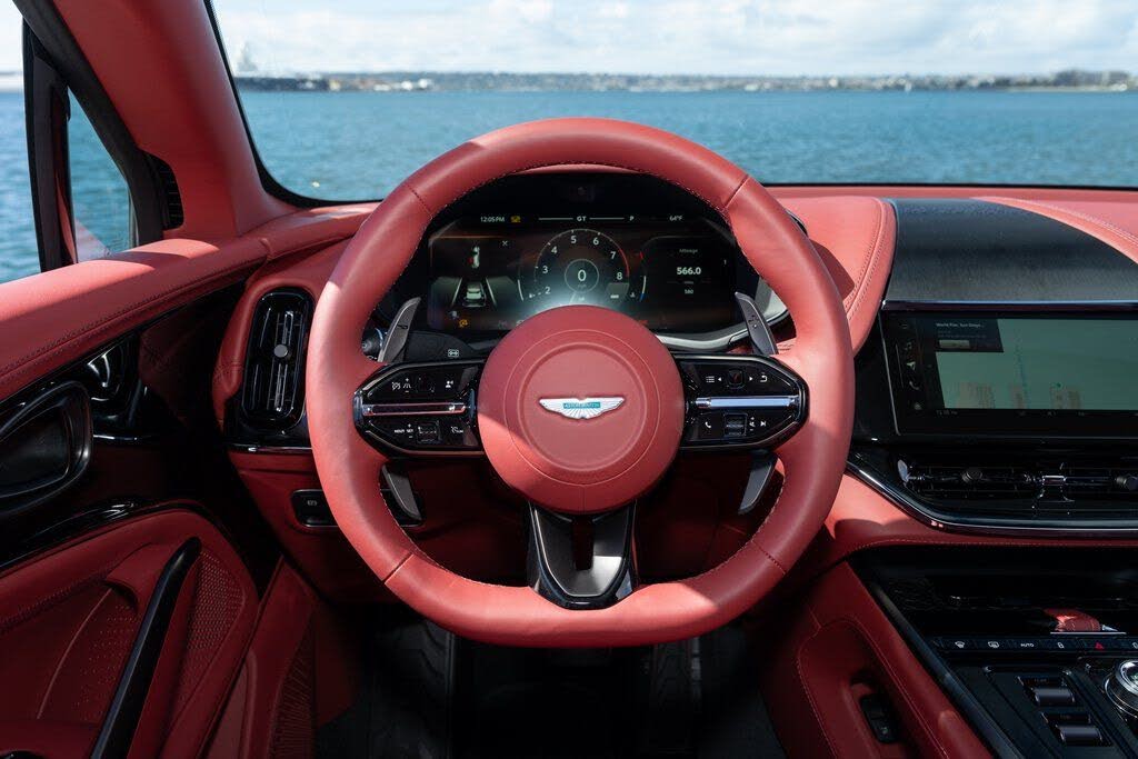 2026 Aston Martin DBX 707 AWD photo 20