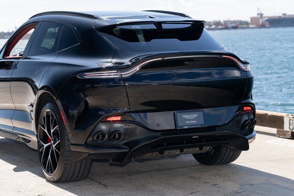 2026 Aston Martin DBX 707 AWD photo 24
