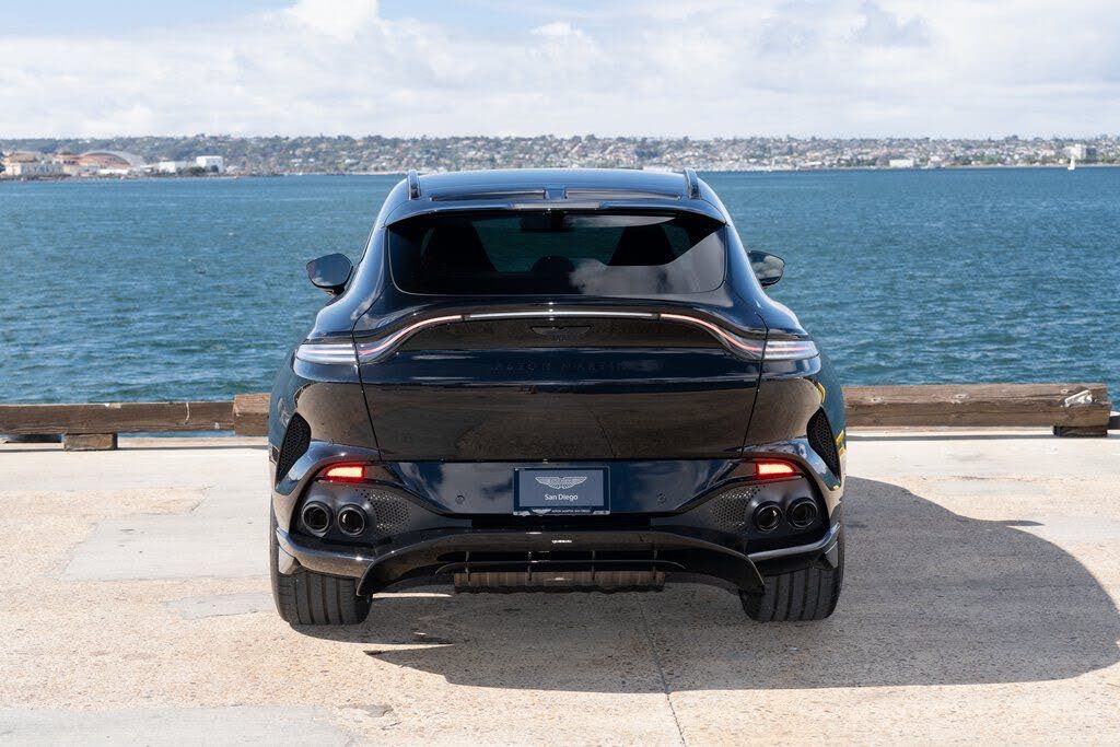 2026 Aston Martin DBX 707 AWD photo 6
