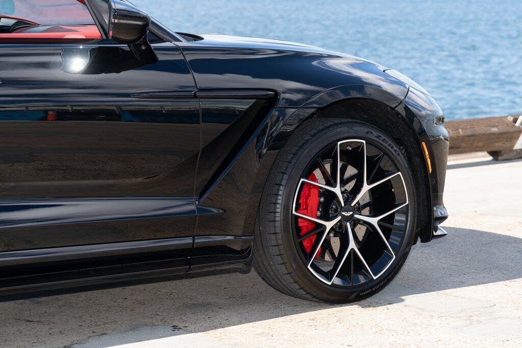 2026 Aston Martin DBX 707 AWD photo 8