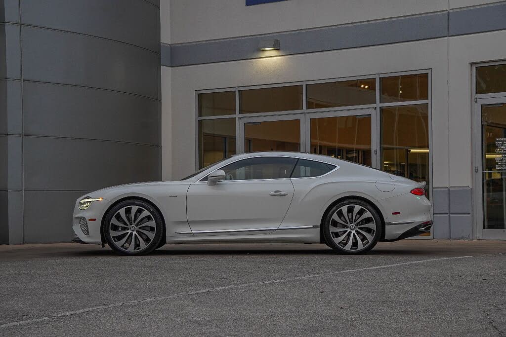 2026 Bentley Continental GT Azure AWD photo 13