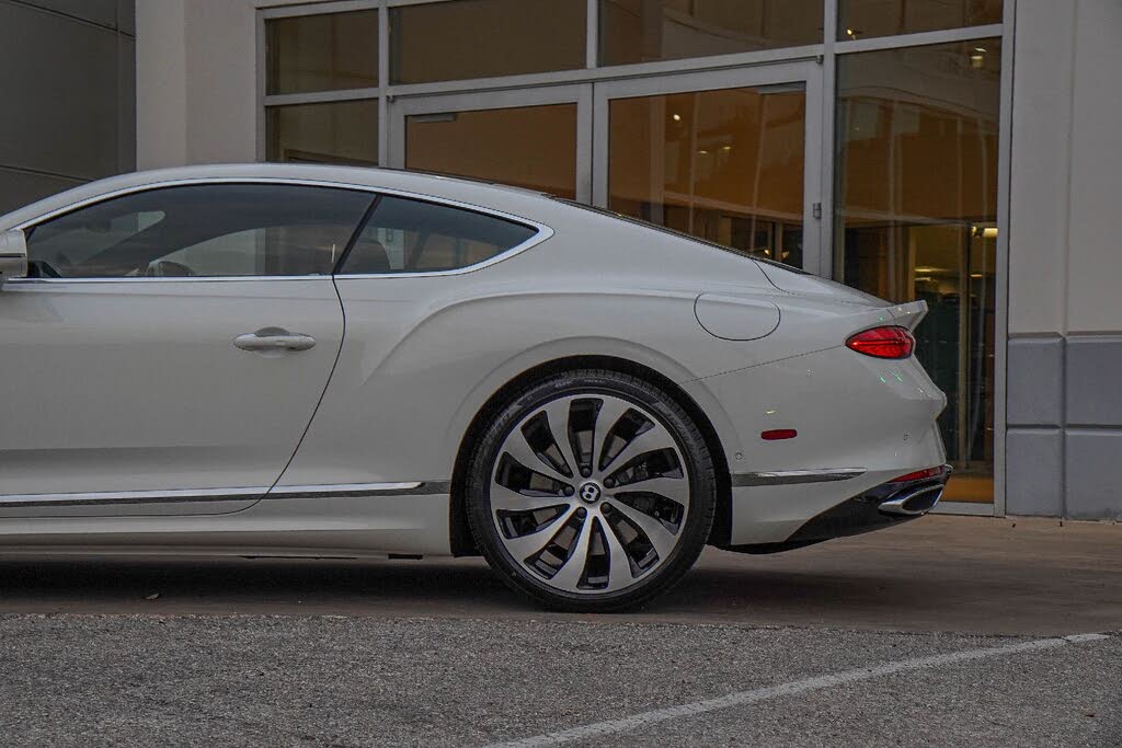 2026 Bentley Continental GT Azure AWD photo 14