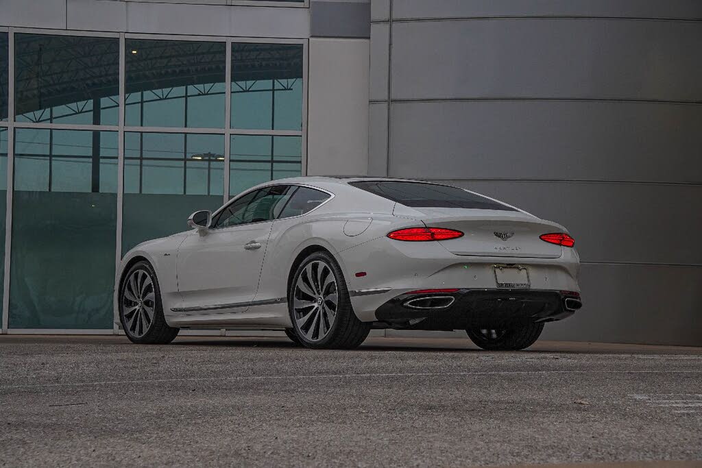 2026 Bentley Continental GT Azure AWD photo 15