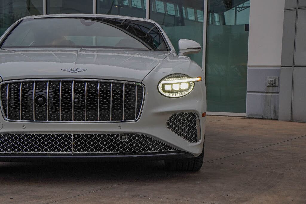 2026 Bentley Continental GT Azure AWD photo 7