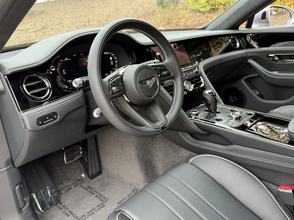 2026 Bentley Flying Spur AWD photo 18