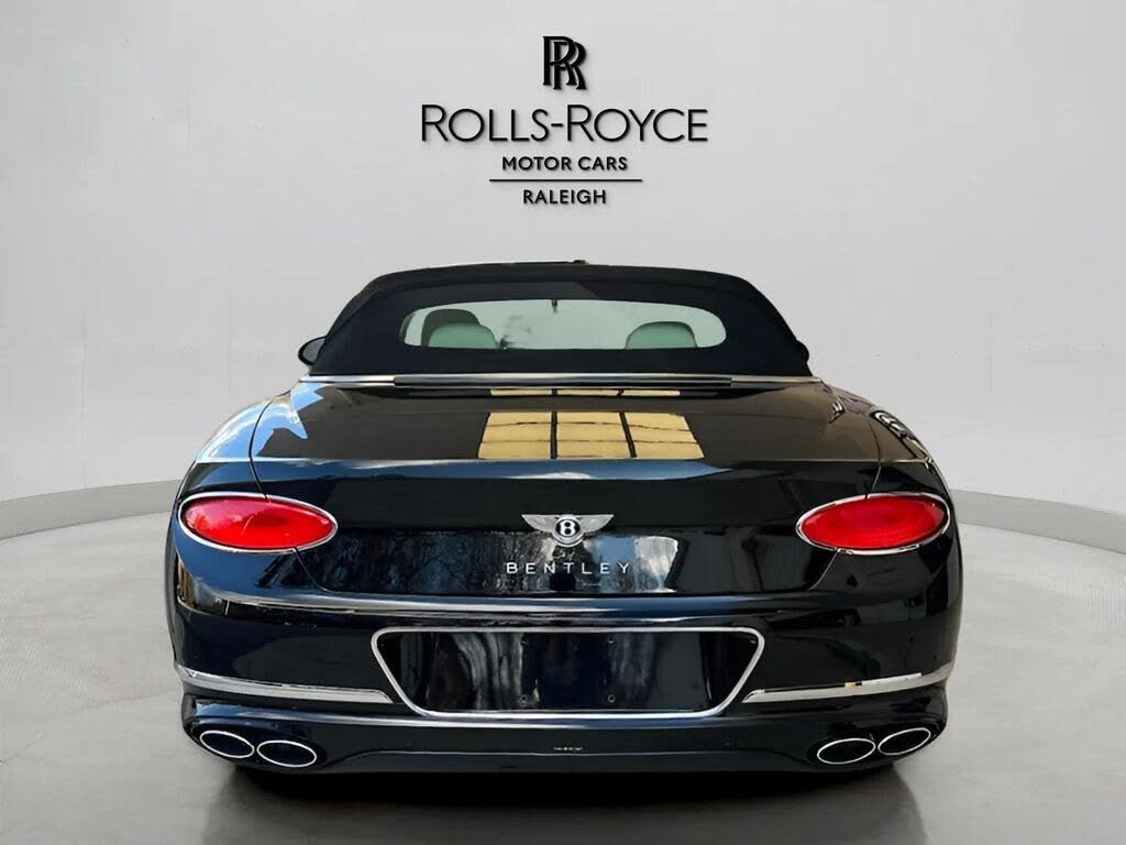 2022 Bentley Continental GTC V8 AWD photo 5