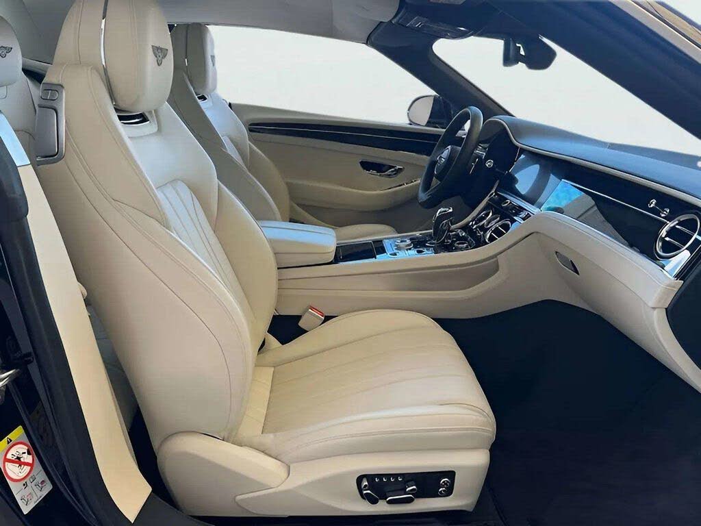 2022 Bentley Continental GTC V8 AWD photo 9