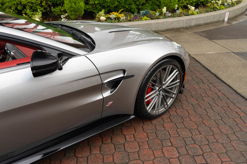 2026 Aston Martin Vantage S Roadster RWD photo 8