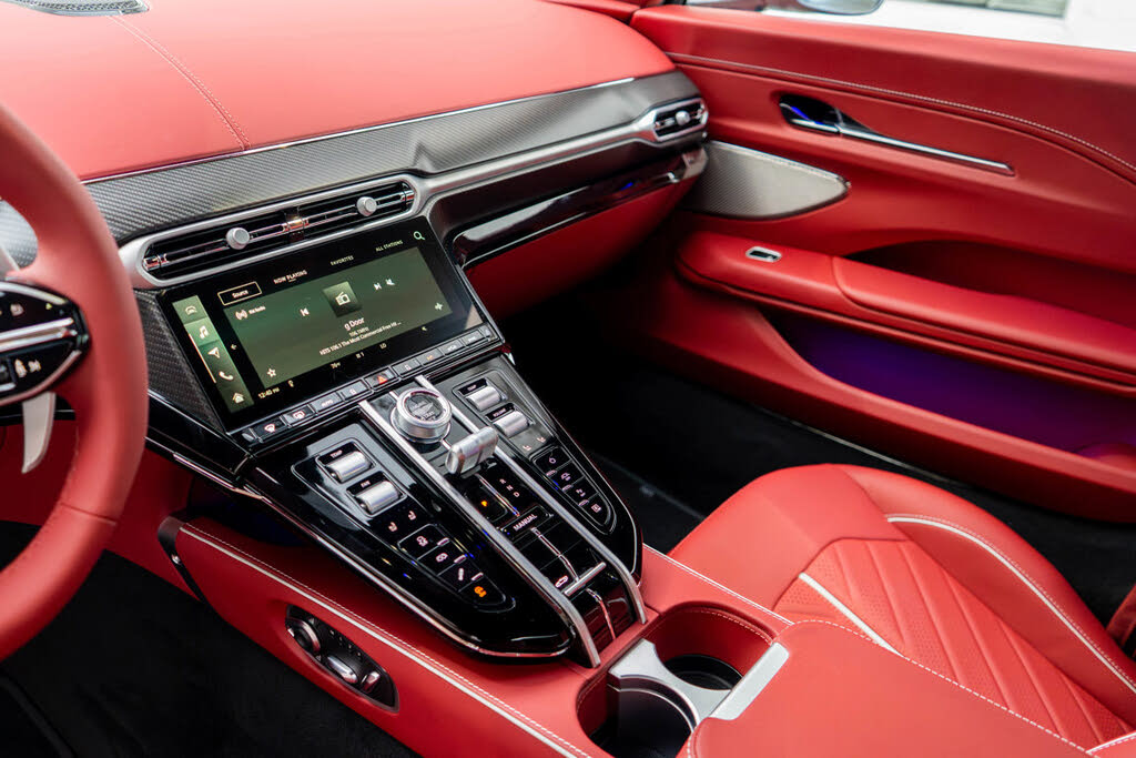 2026 Aston Martin Vantage S Roadster RWD photo 9