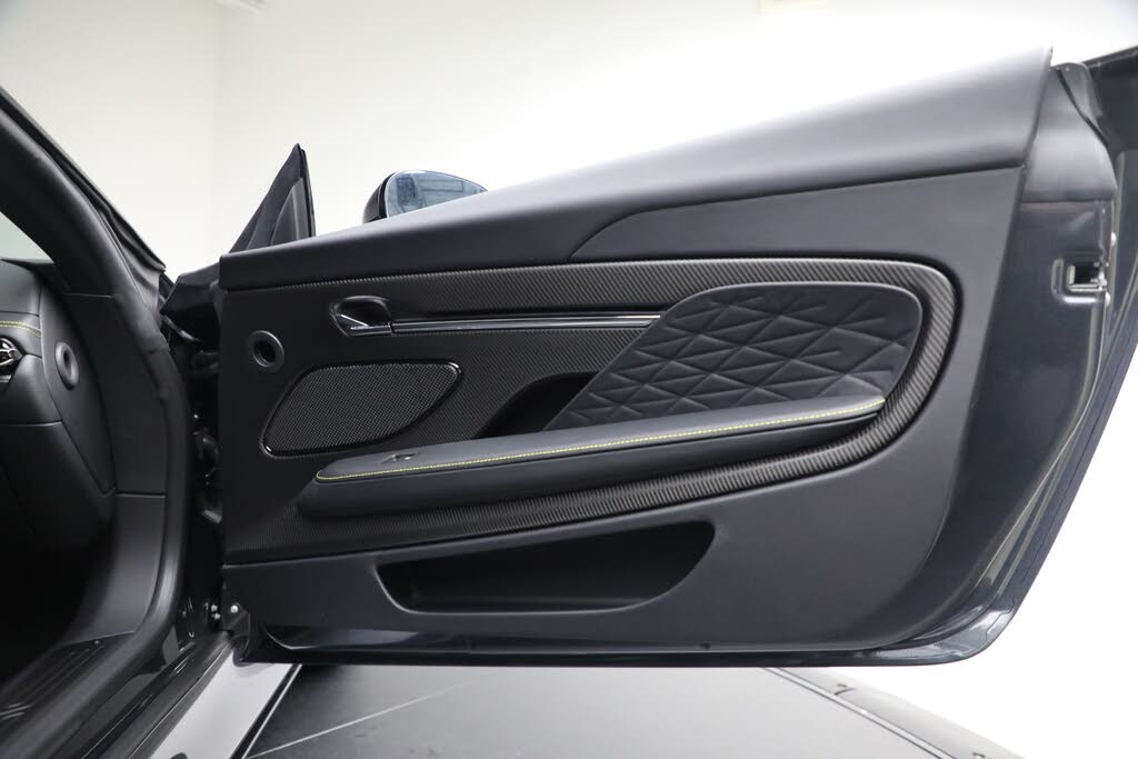 2026 Aston Martin DB12 V8 RWD photo 20