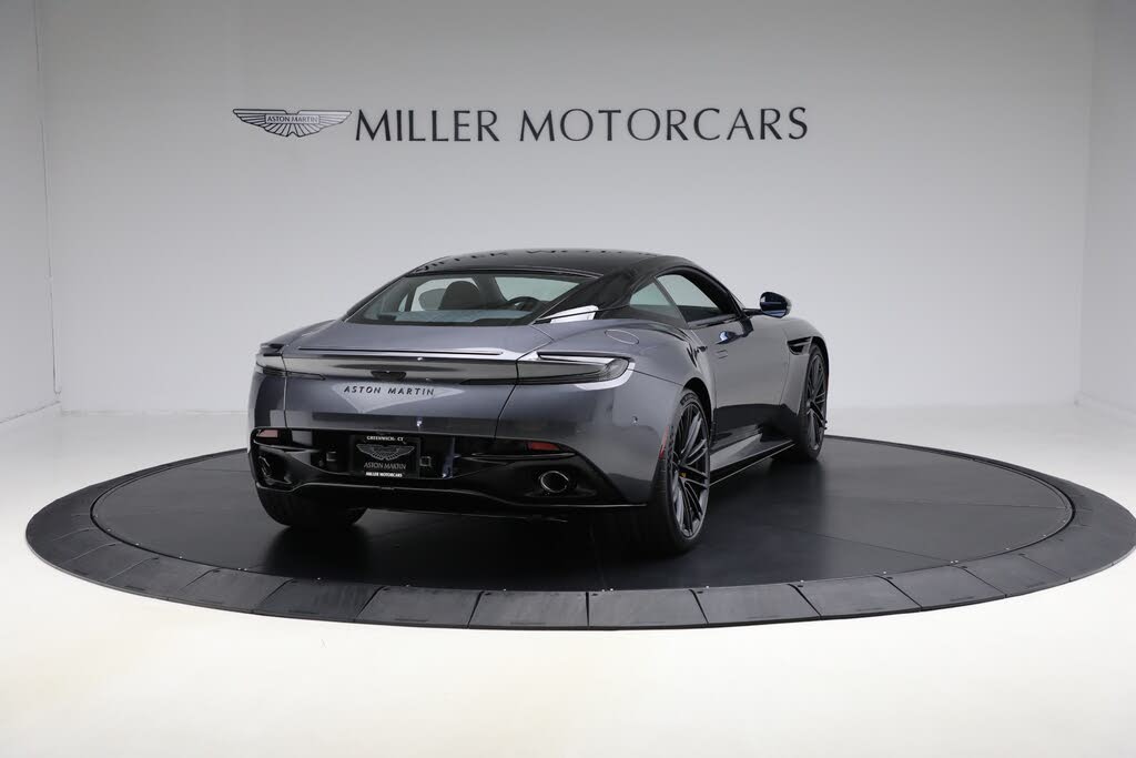 2026 Aston Martin DB12 V8 RWD photo 7