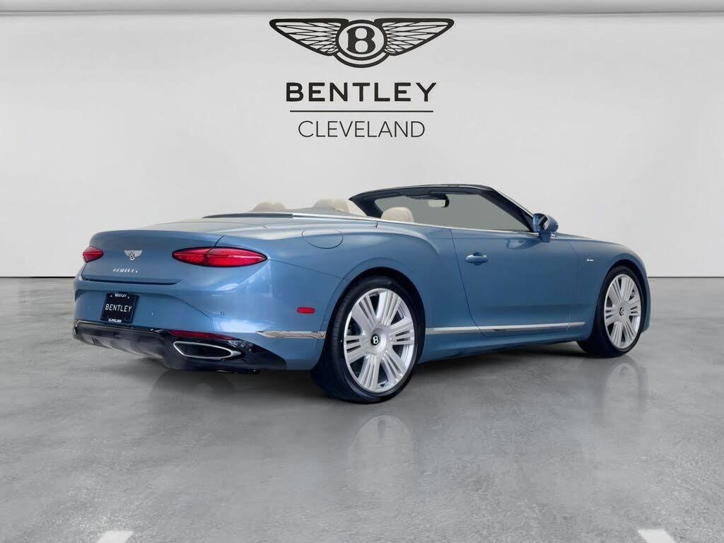 2026 Bentley Continental GTC Azure AWD photo 2