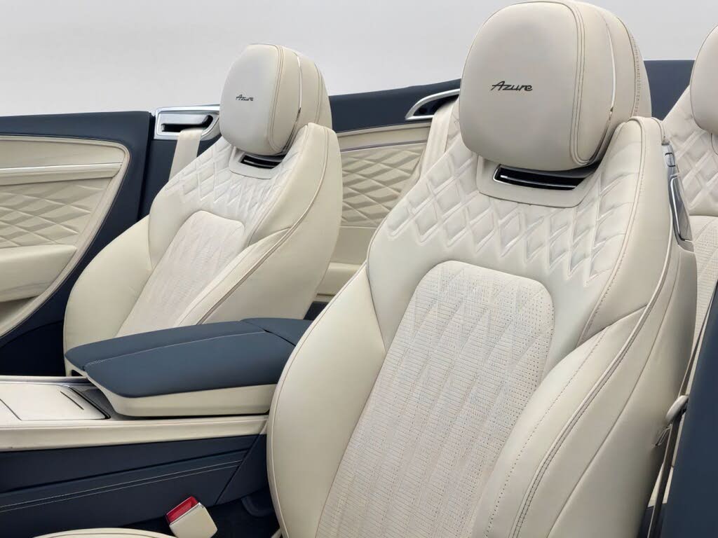 2026 Bentley Continental GTC Azure AWD photo 4