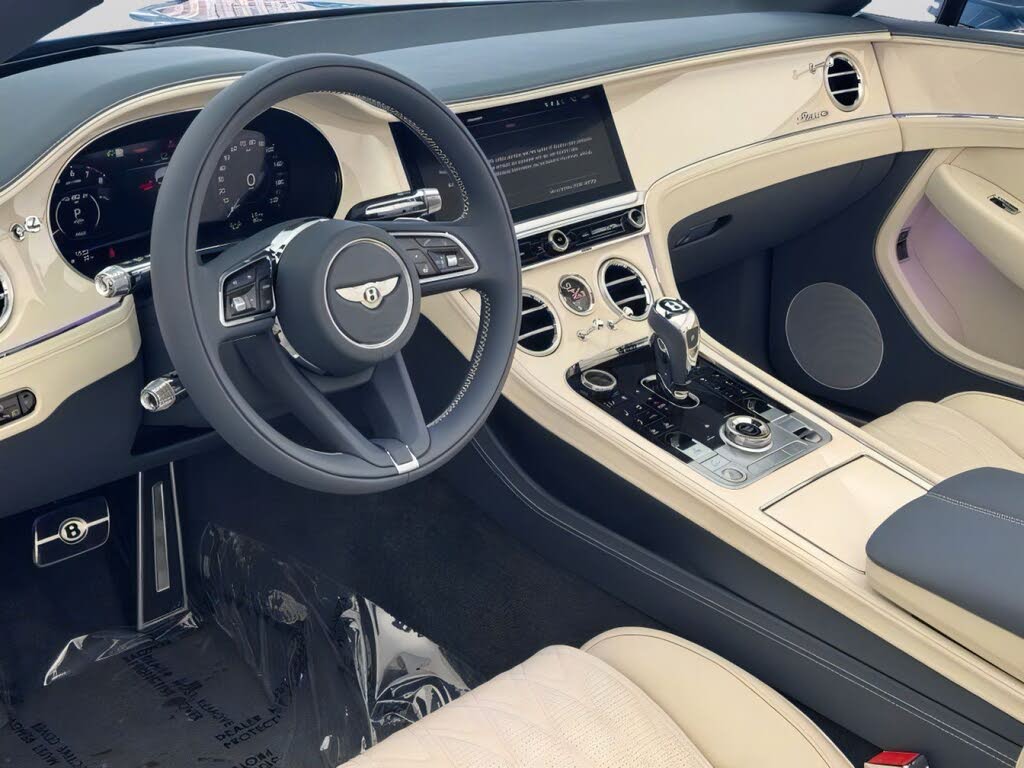 2026 Bentley Continental GTC Azure AWD photo 8