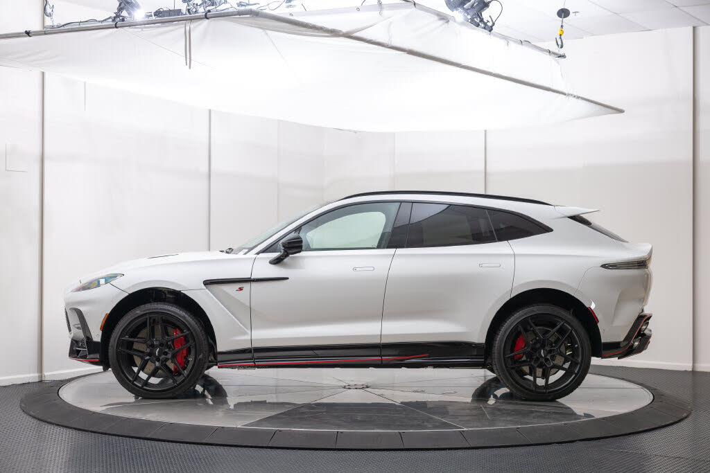 2026 Aston Martin DBX S AWD photo 2