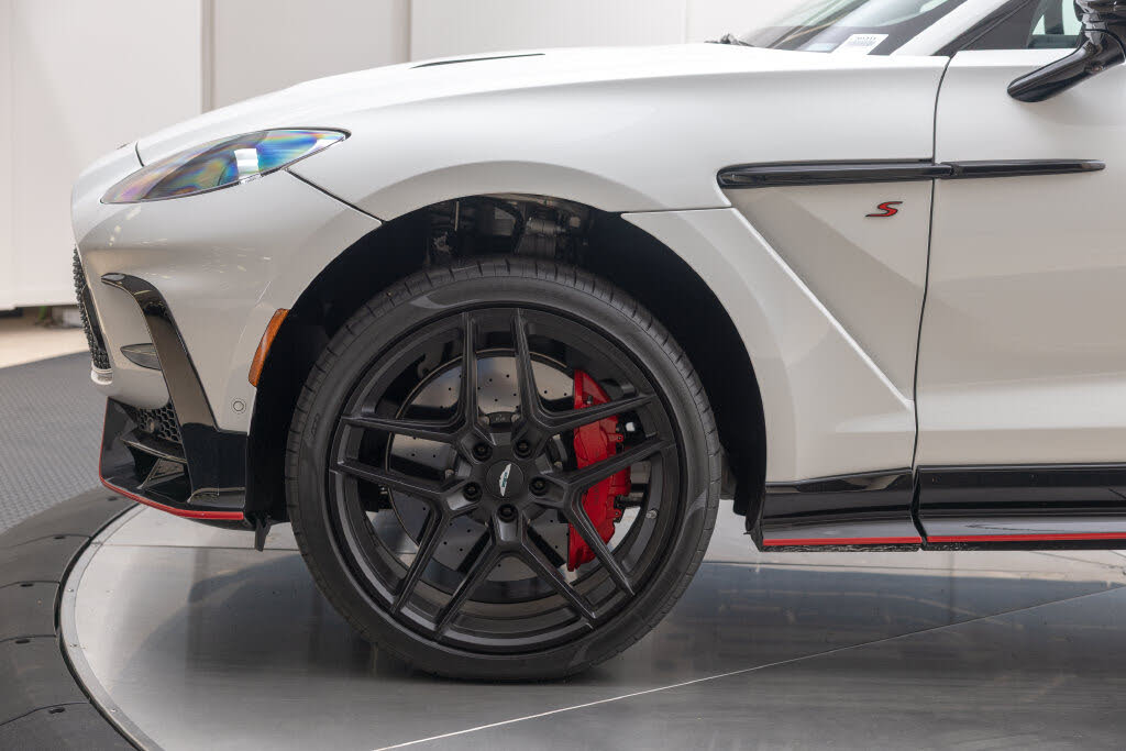 2026 Aston Martin DBX S AWD photo 15