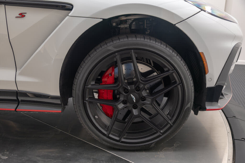 2026 Aston Martin DBX S AWD photo 16