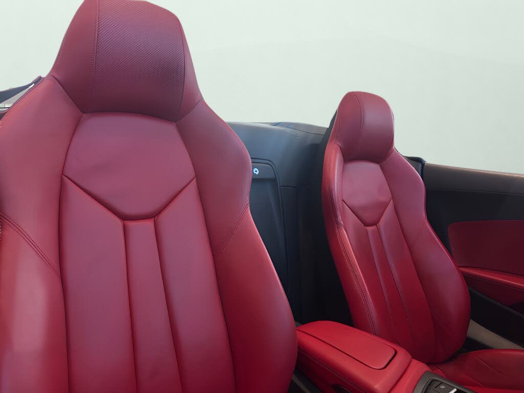 2022 Audi R8 V10 Performance Spyder RWD photo 14 of 24