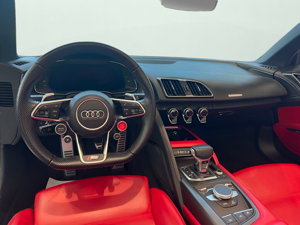 2022 Audi R8 V10 Performance Spyder RWD photo 15 of 24