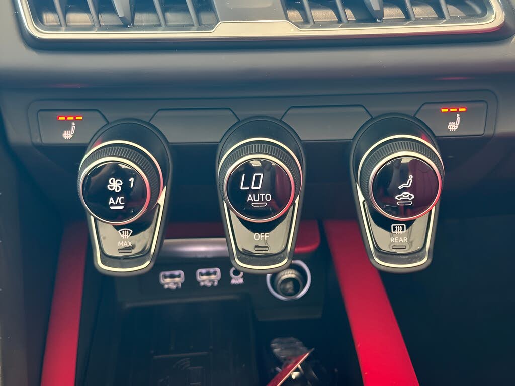 2022 Audi R8 V10 Performance Spyder RWD photo 20 of 24