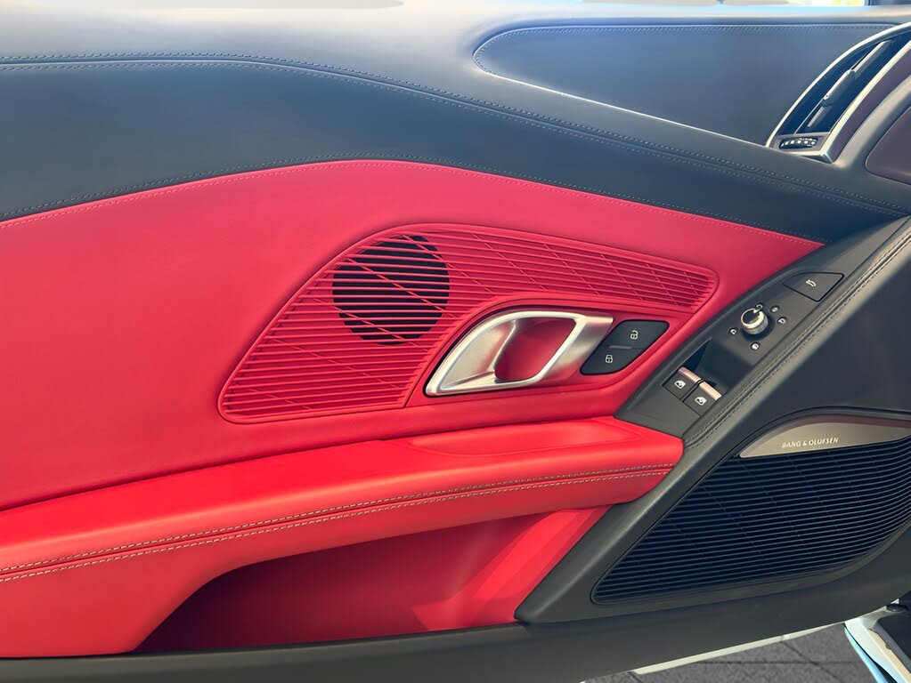 2022 Audi R8 V10 Performance Spyder RWD photo 7 of 24