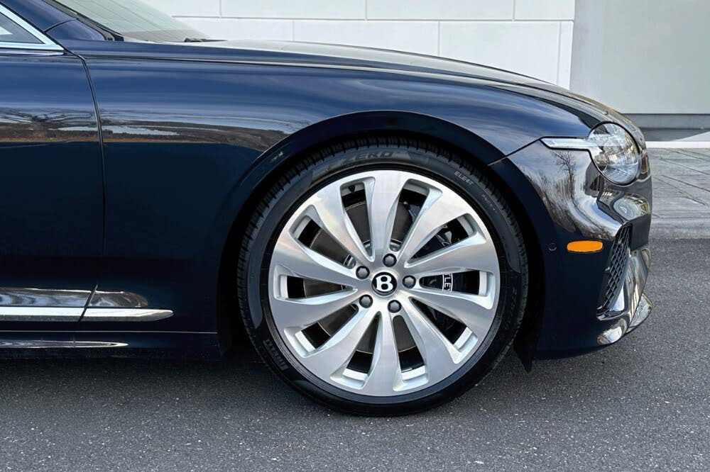 2026 Bentley Continental GT AWD photo 6