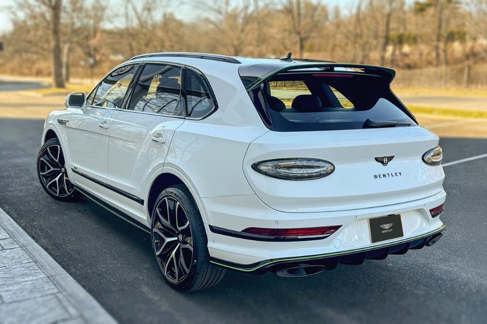 2026 Bentley Bentayga Speed V8 AWD photo 3