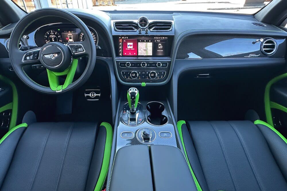 2026 Bentley Bentayga Speed V8 AWD photo 4
