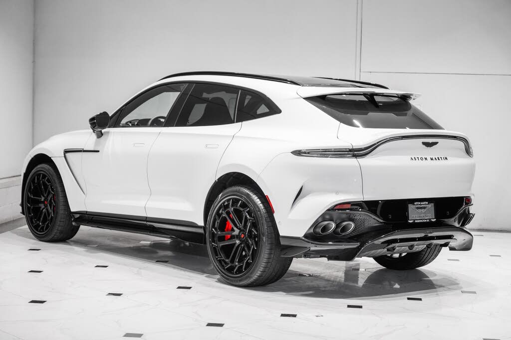 2026 Aston Martin DBX 707 AWD photo 2