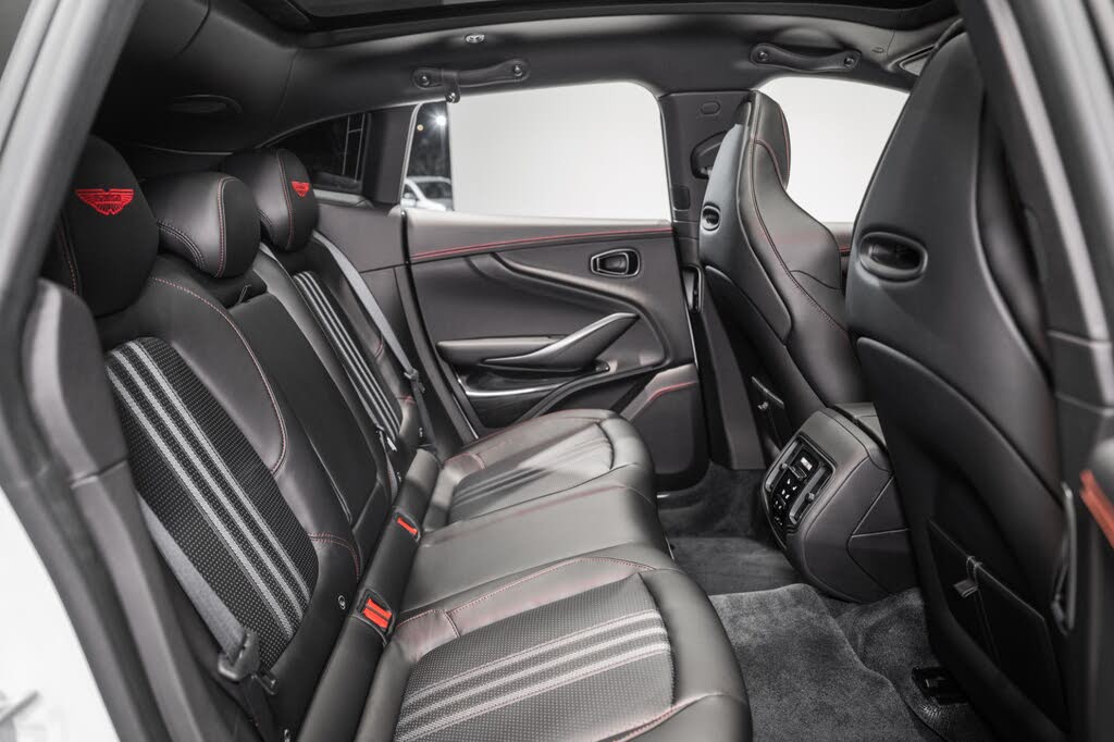 2026 Aston Martin DBX 707 AWD photo 17