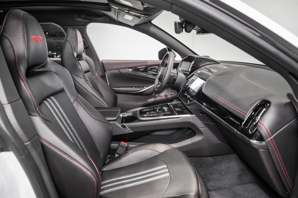 2026 Aston Martin DBX 707 AWD photo 20
