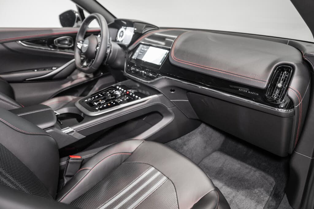 2026 Aston Martin DBX 707 AWD photo 21