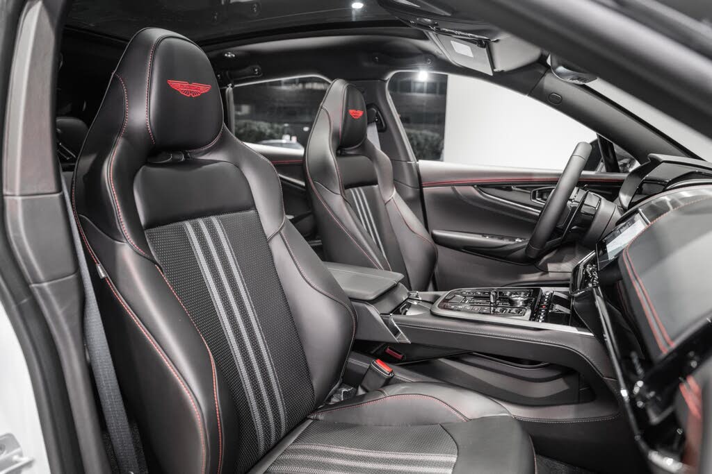2026 Aston Martin DBX 707 AWD photo 22