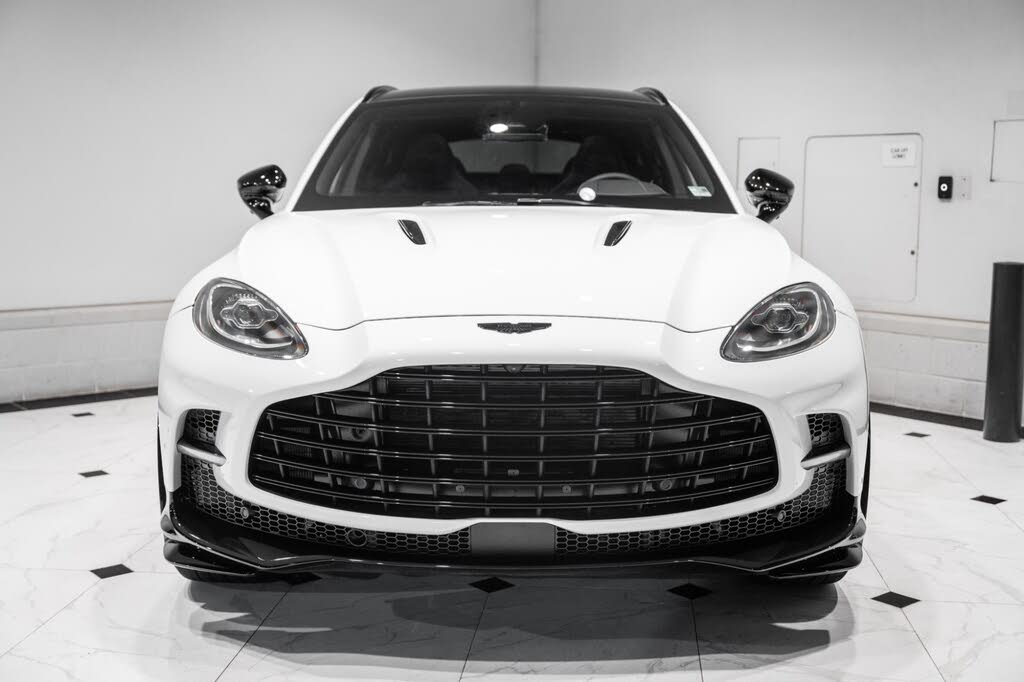 2026 Aston Martin DBX 707 AWD photo 7