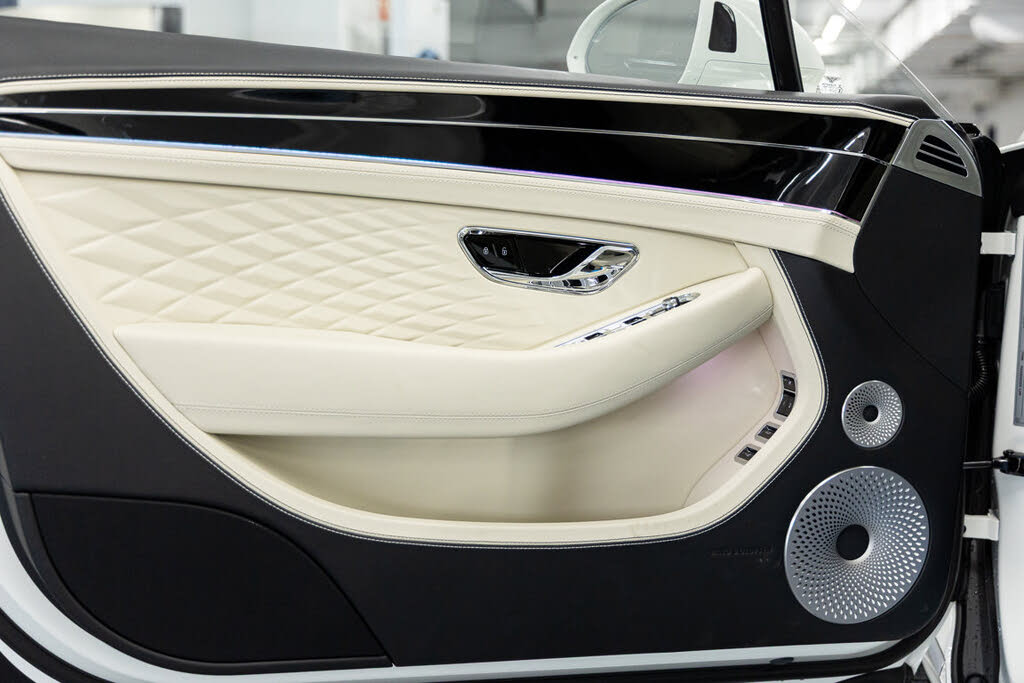2026 Bentley Continental GT AWD photo 22