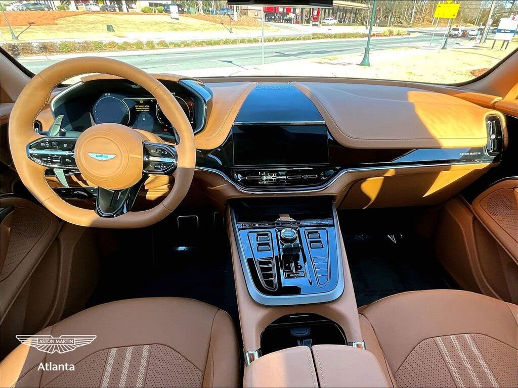 2026 Aston Martin DBX 707 AWD photo 5
