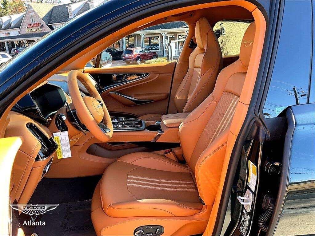2026 Aston Martin DBX 707 AWD photo 9